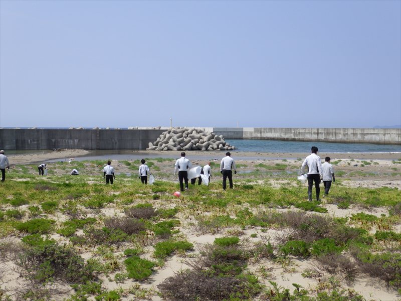 令和7年6月27日 海岸清掃